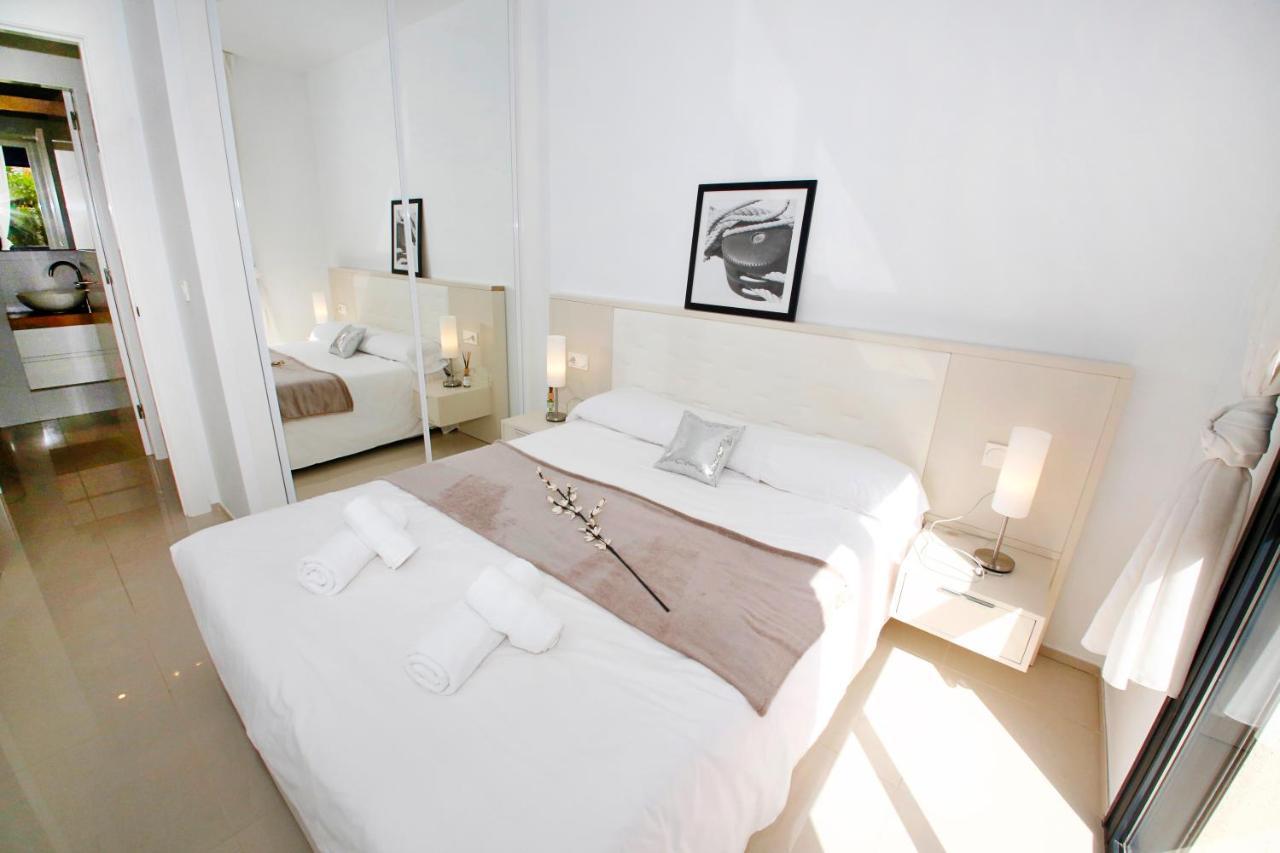 Hébergement de vacances Fantastic With Ac, Pool And Bbq Rojales